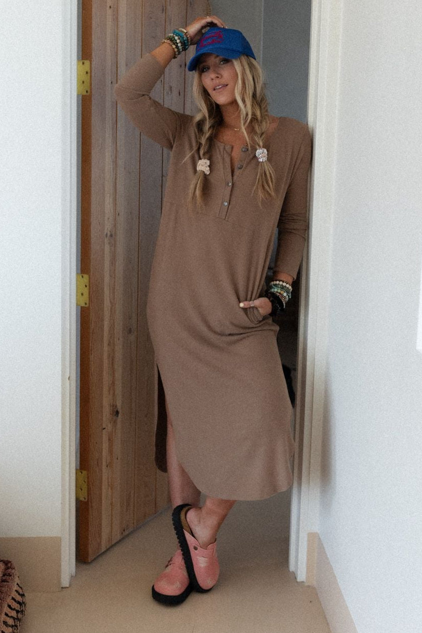 The Nest Simply Comfort Dress - Mocha