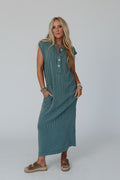 The Nest Madeline Textured Maxi Dress - Moss