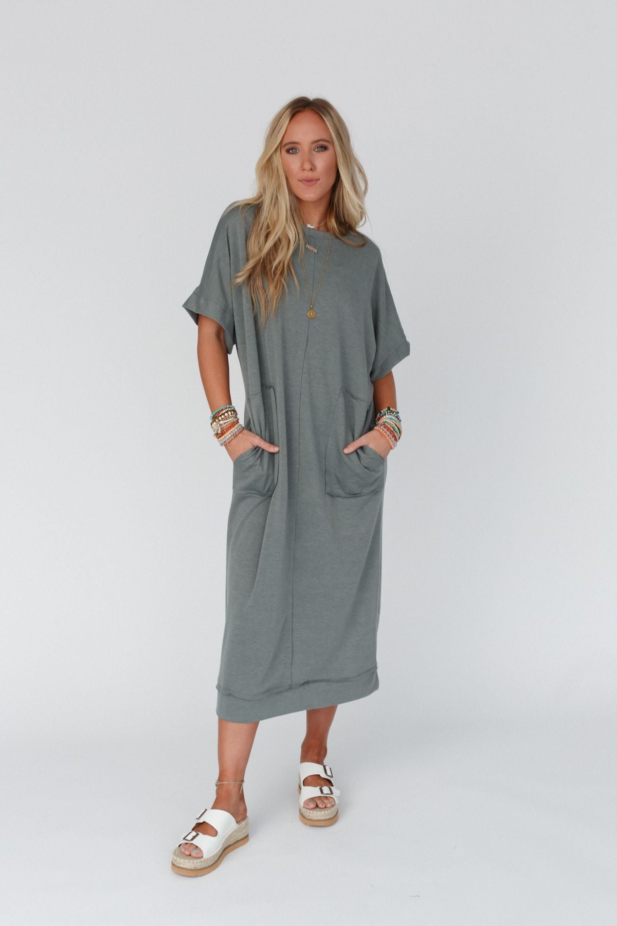 The Nest Laurel Short Sleeve Maxi Dress - Olive
